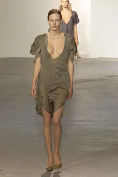 Look 70
